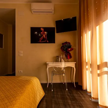 Πανσιόν Amy Ραβένα