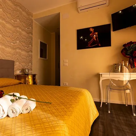 Amy Πανσιόν Ραβένα