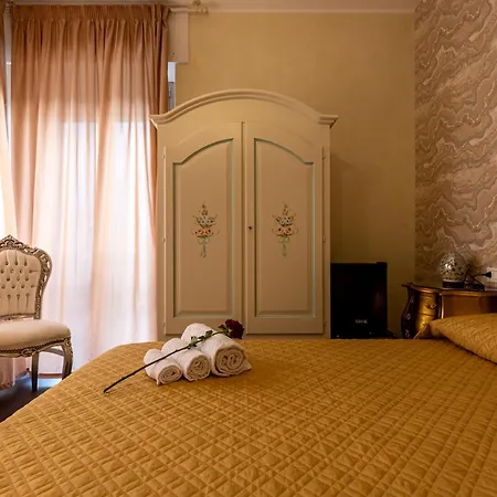 Πανσιόν Amy Ραβένα