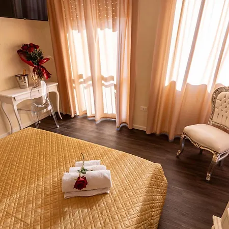 Amy 4* Равенна